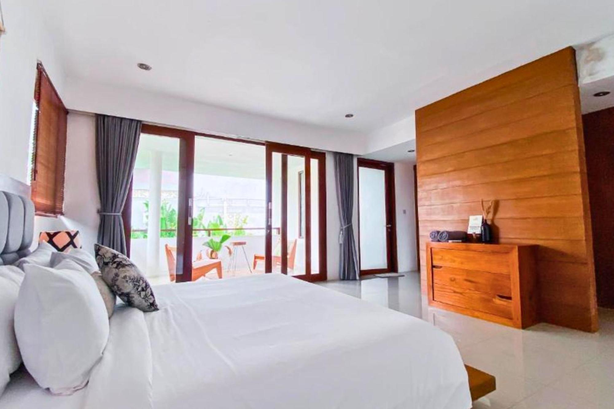 Luxury 2 Bedroom Private Pool Zn101 *